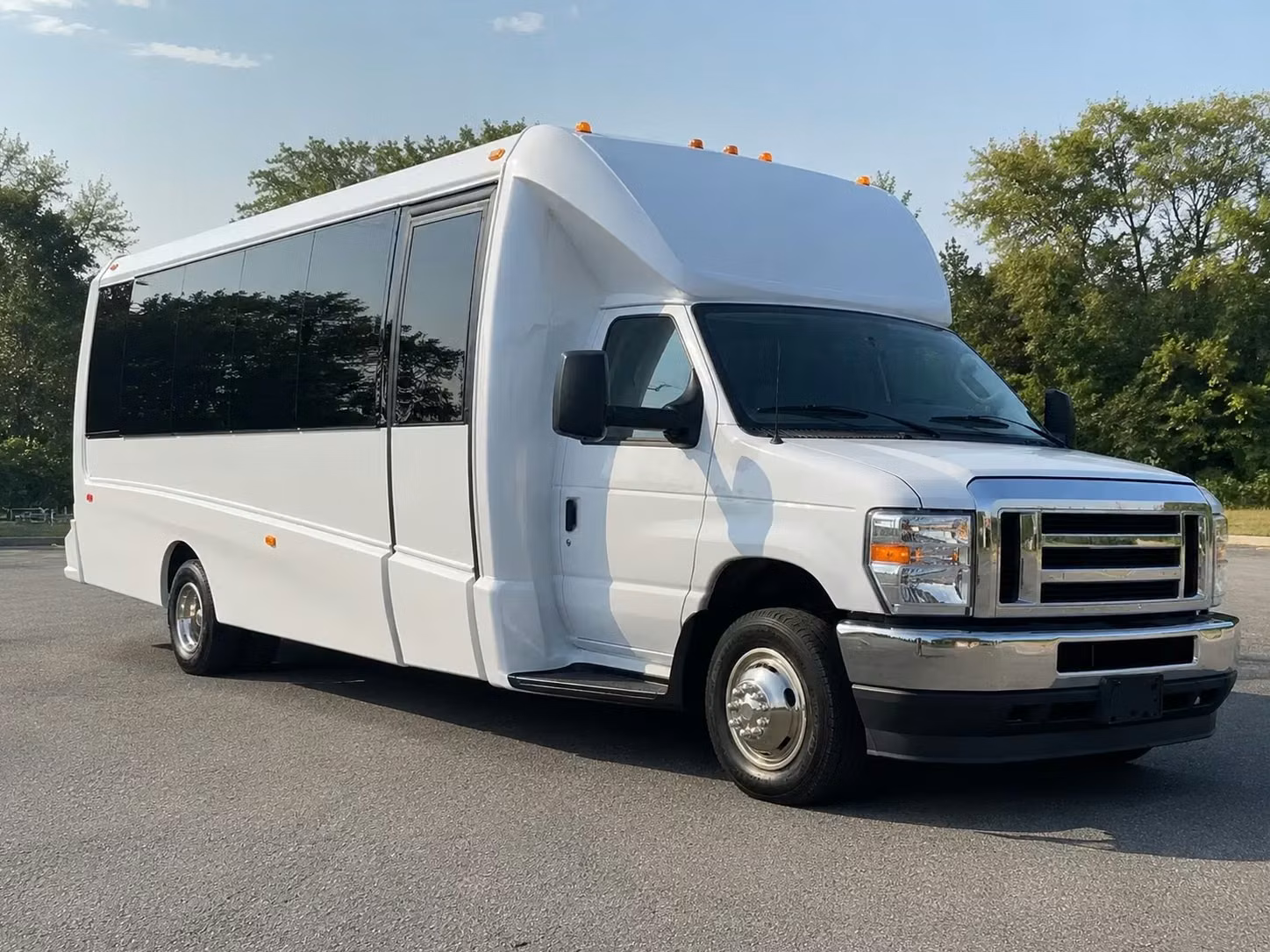 whittier high school and la serna prom nights made easy with a party bus rental